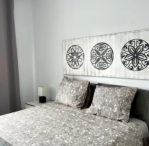 Lovely Sanmar, Heated Pool, Private Gymnasium Villa *