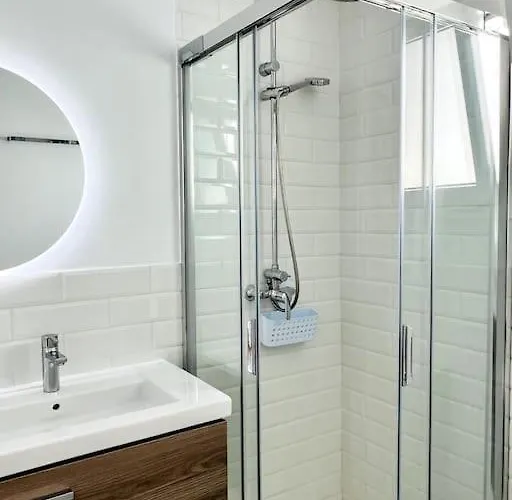 Lovely Sanmar, Heated Pool, Private Gymnasium Villa