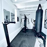 Lovely Sanmar, Heated Pool, Private Gymnasium 빌라 *