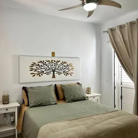 别墅 Lovely Sanmar, Heated Pool, Private Gymnasium *