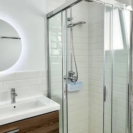 Lovely Sanmar, Heated Pool, Private Gymnasium Villa