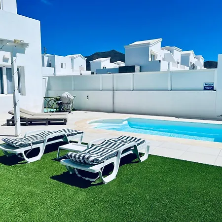 Lovely Sanmar, Heated Pool, Private Gymnasium Villa Playa Blanca